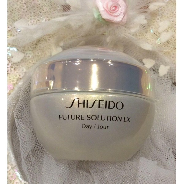 SHISEIDO Future Solution LX Total Protective Day Cream SPF 20 50ml/1.7oz(No Box)