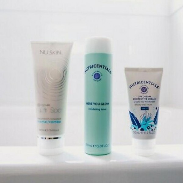 Nu Skin LumiSpa® and Nutricentials Cleanser Cream Toner Pack of Three Normal NEW